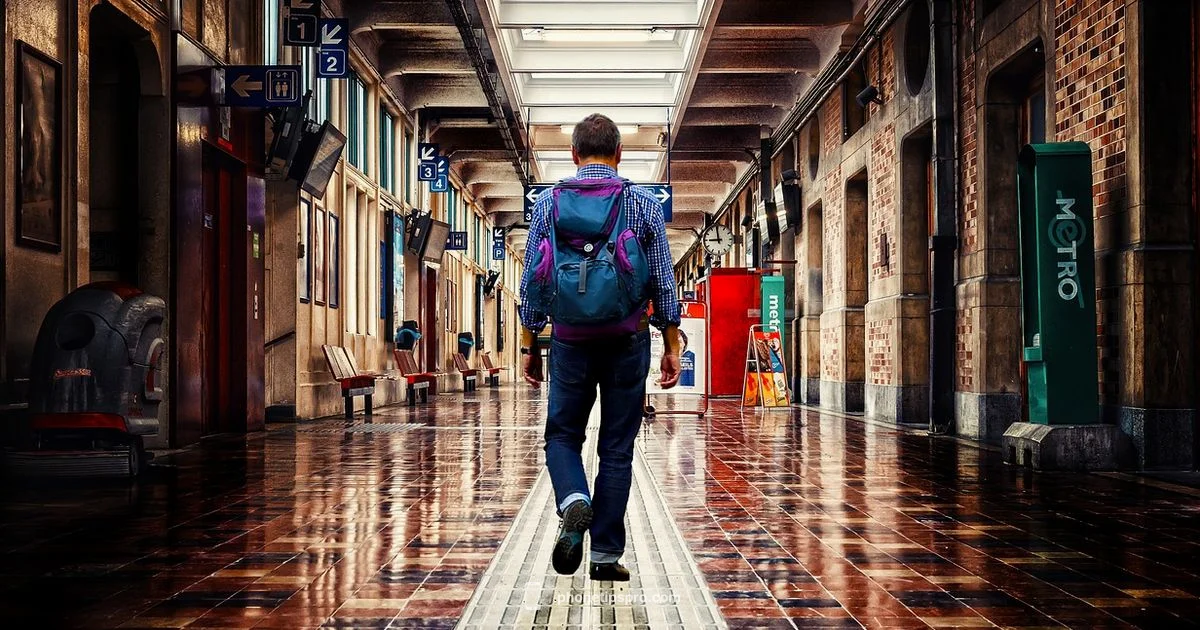 iPhone Travel Tips - Phone Tips Pro