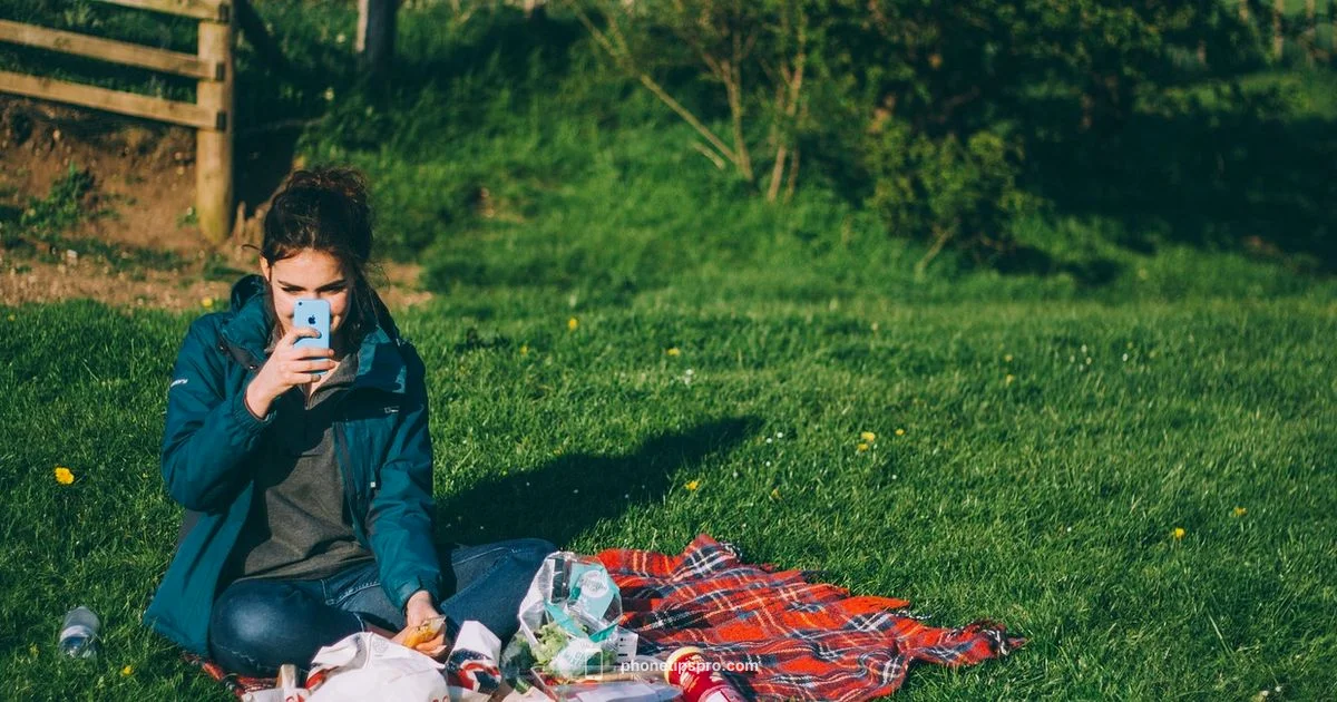 Green Texts Explained - Phone Tips Pro