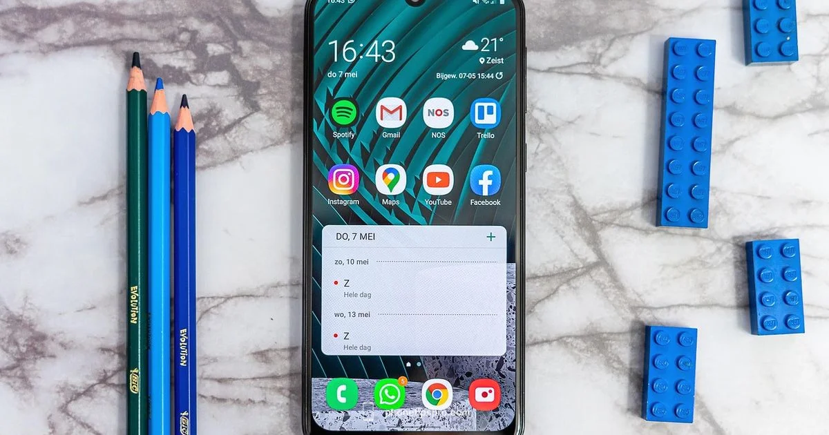 Samsung Parts in iPhone Samsung Parts in iPhone - Phone Tips Pro