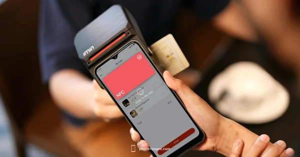 NFC on iPhone - Phone Tips Pro